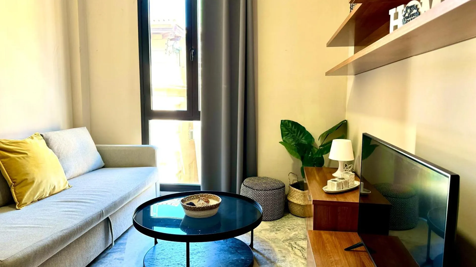 Premium Center Alameda Apartment Malaga Spain